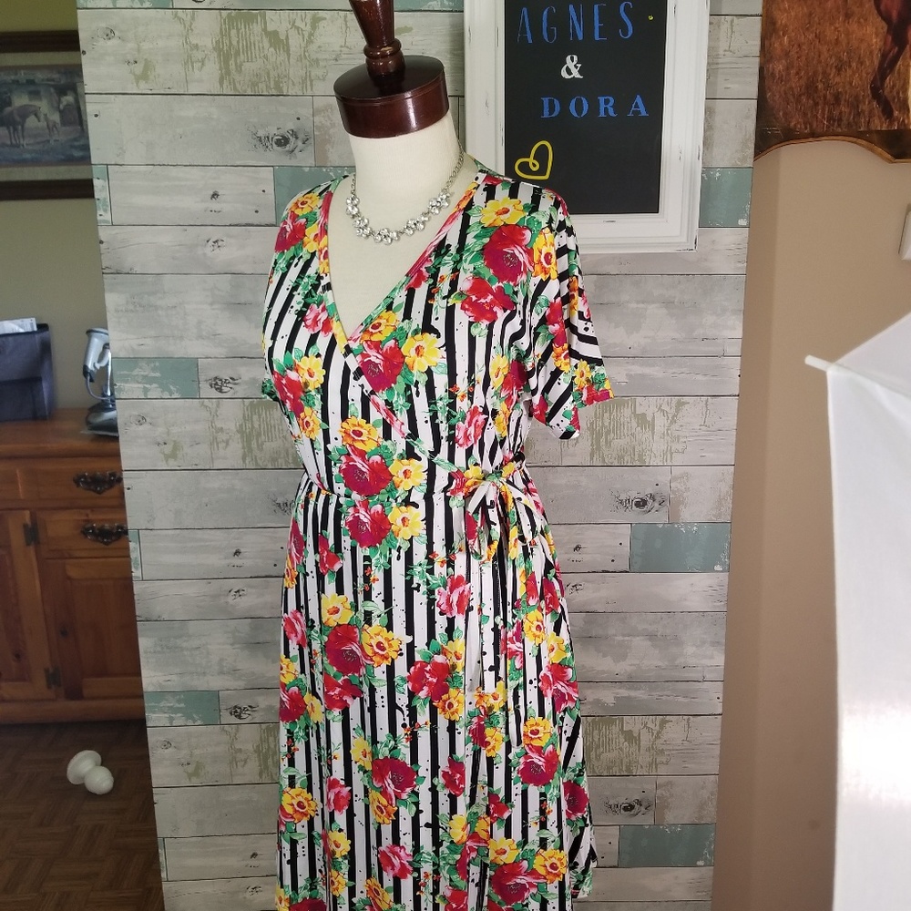 Wrap Dress Stripes and Blooms - Picture 2 of 2